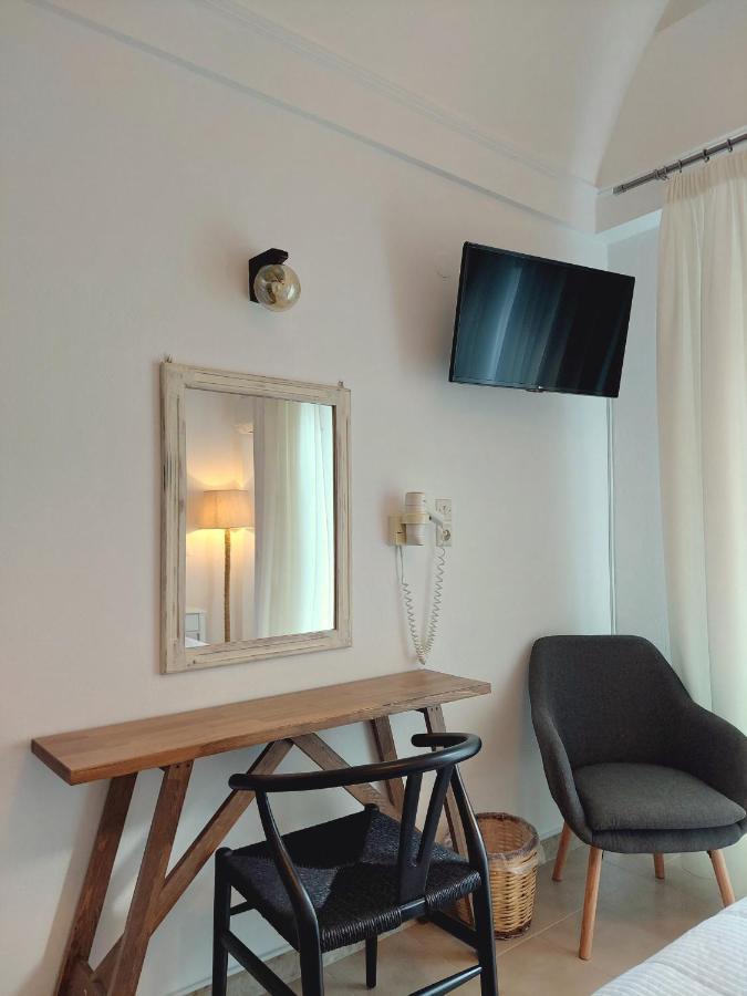 Habitación Doble Deluxe con vistas a la piscina - 1 o 2 camas